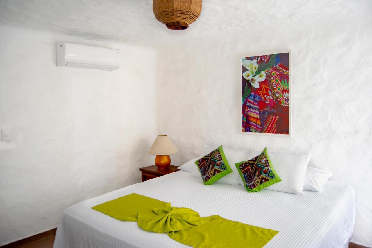 Petit Hotel Pilitas (Adults Only) Puerto Vallarta Eksteriør bilde