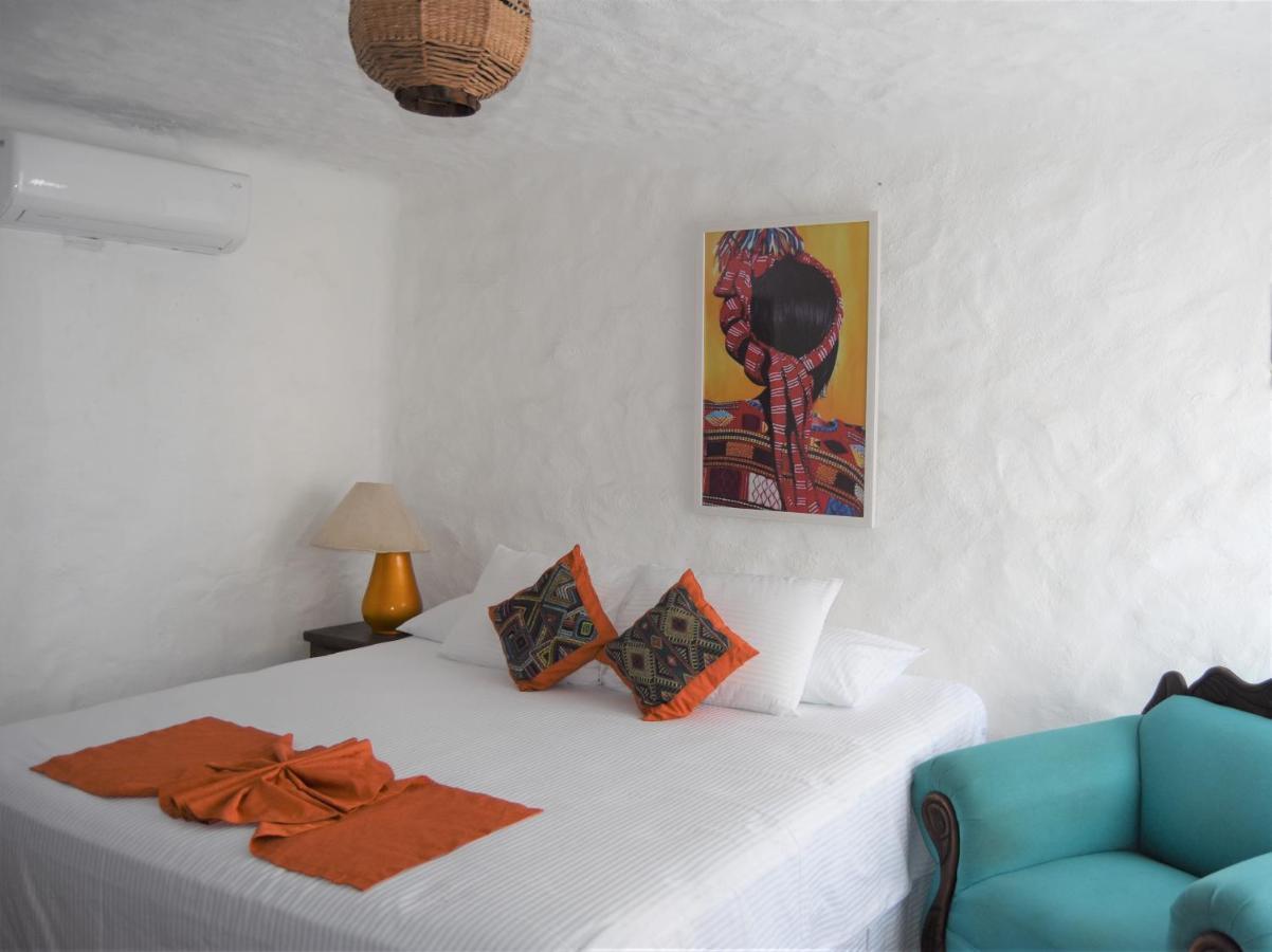 Petit Hotel Pilitas (Adults Only) Puerto Vallarta Eksteriør bilde